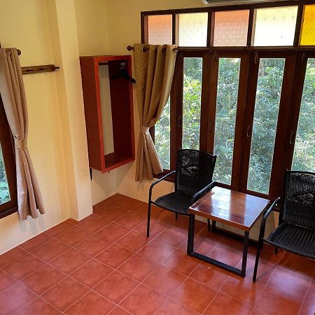 Art'S Riverview Lodge Khao Sok National Park Екстер'єр фото