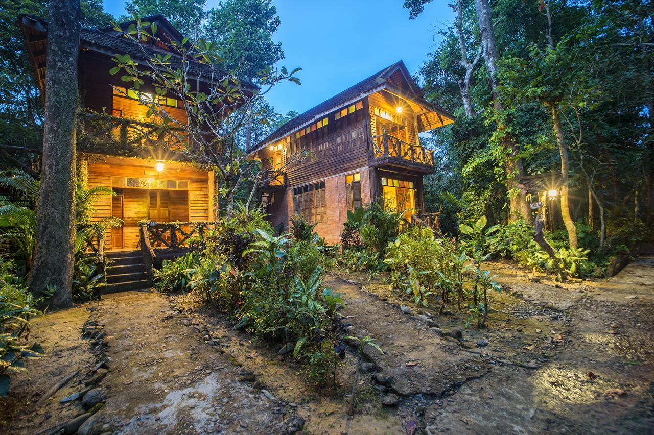 Art'S Riverview Lodge Khao Sok National Park Екстер'єр фото