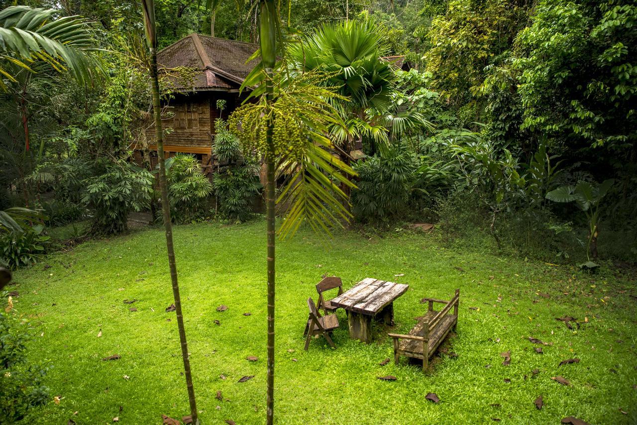 Art'S Riverview Lodge Khao Sok National Park Екстер'єр фото