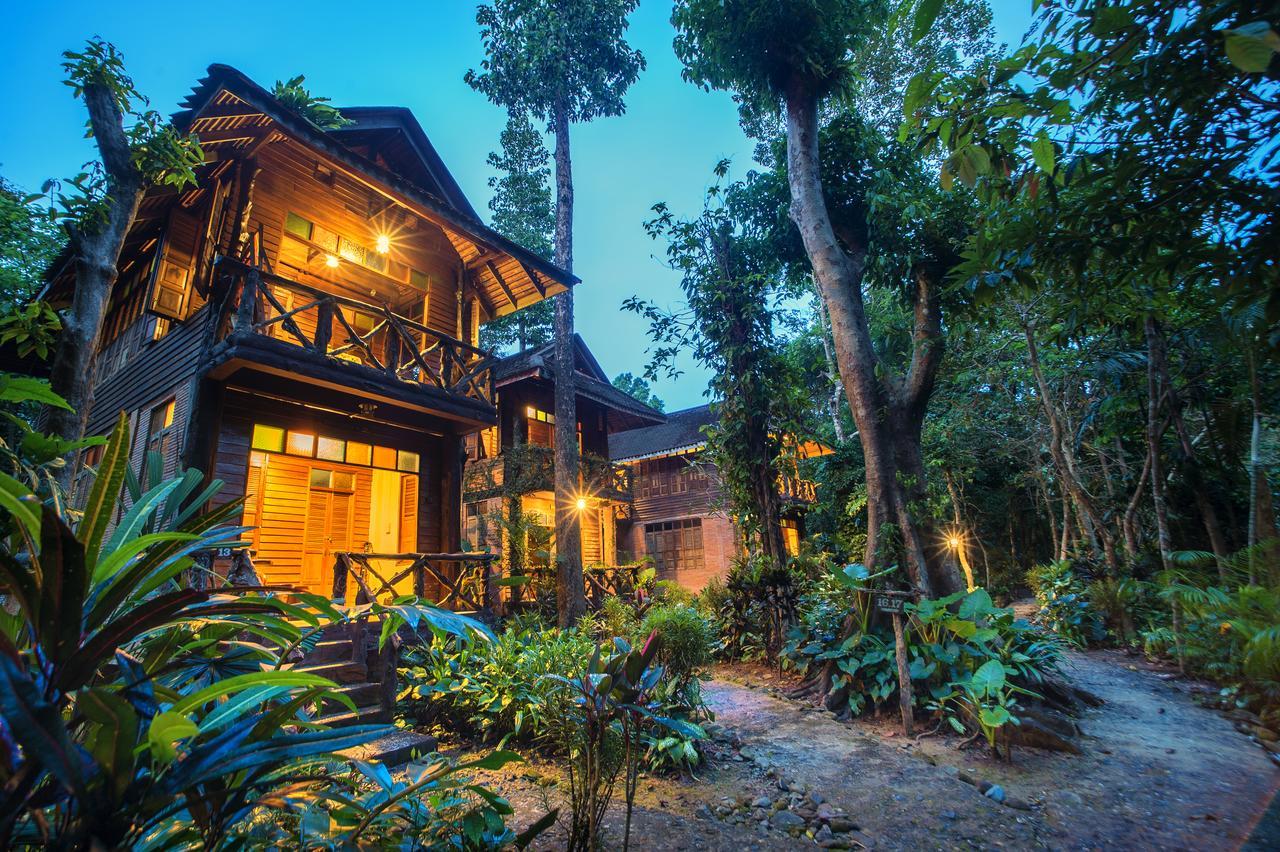Art'S Riverview Lodge Khao Sok National Park Екстер'єр фото