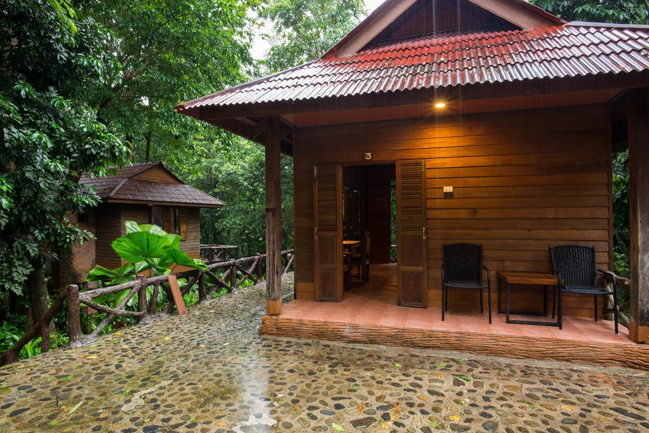 Art'S Riverview Lodge Khao Sok National Park Екстер'єр фото