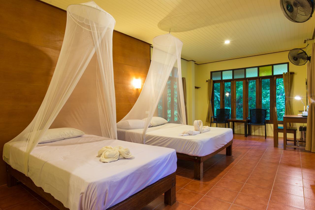 Art'S Riverview Lodge Khao Sok National Park Екстер'єр фото